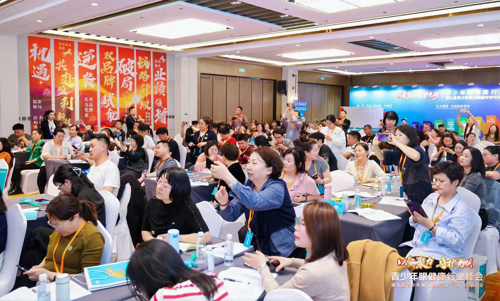 视光加盟店怎么选才不踩坑？三个老板的决策故事